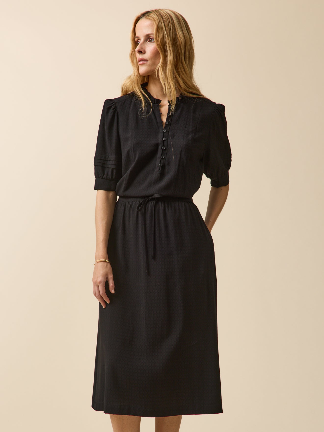 Robe longue unie col volanté viscose dobby femme