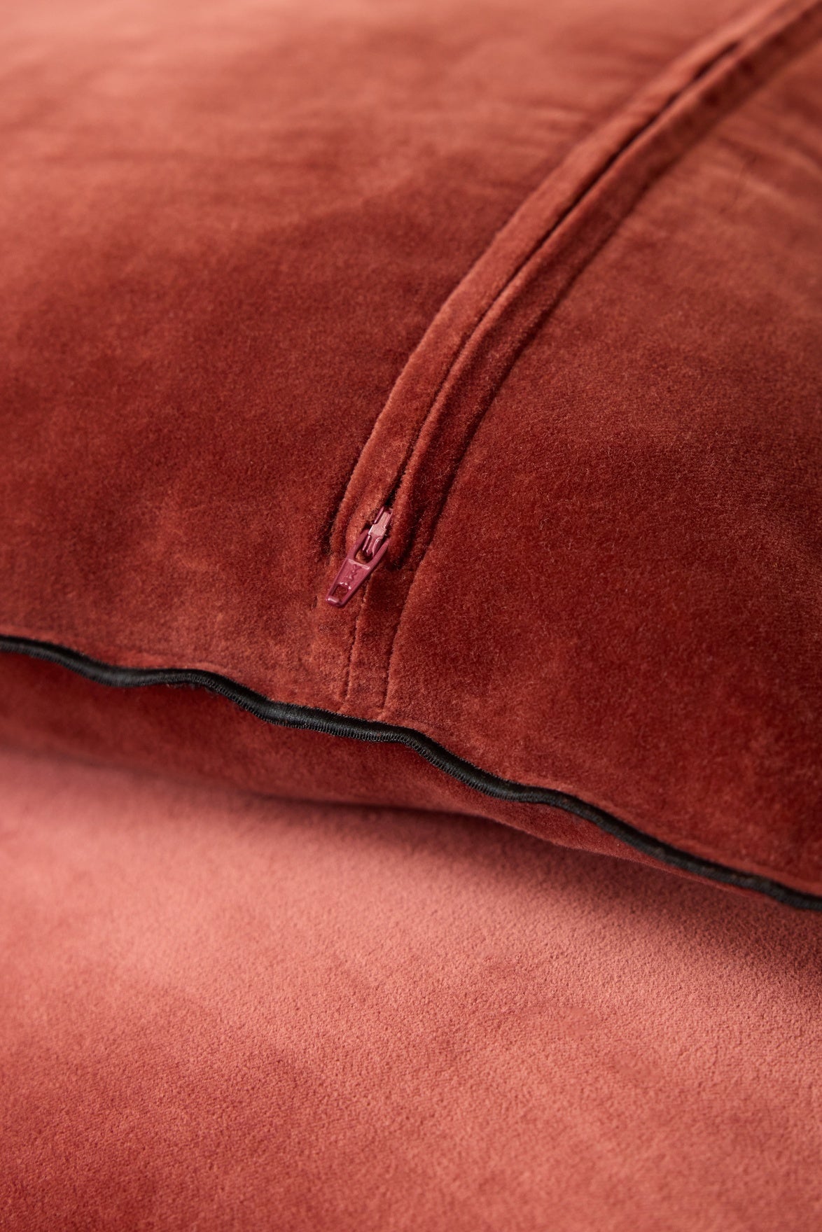 Housse de coussin en velours