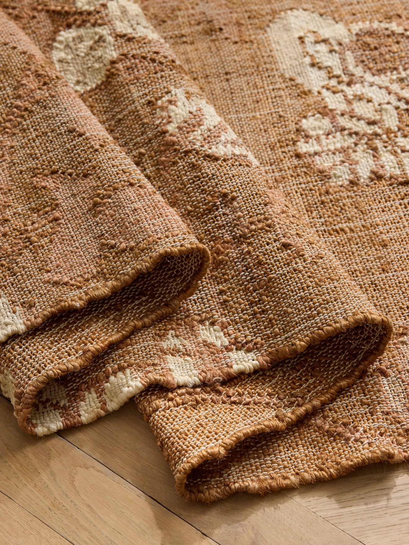 Tapis Romy en jute et coton tissés