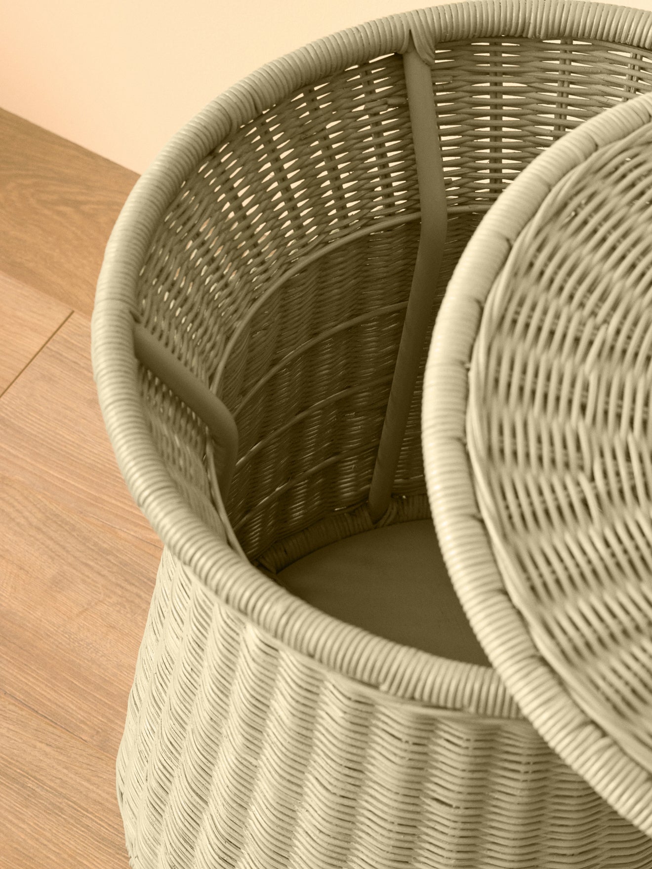 Tabouret en rotin Emile