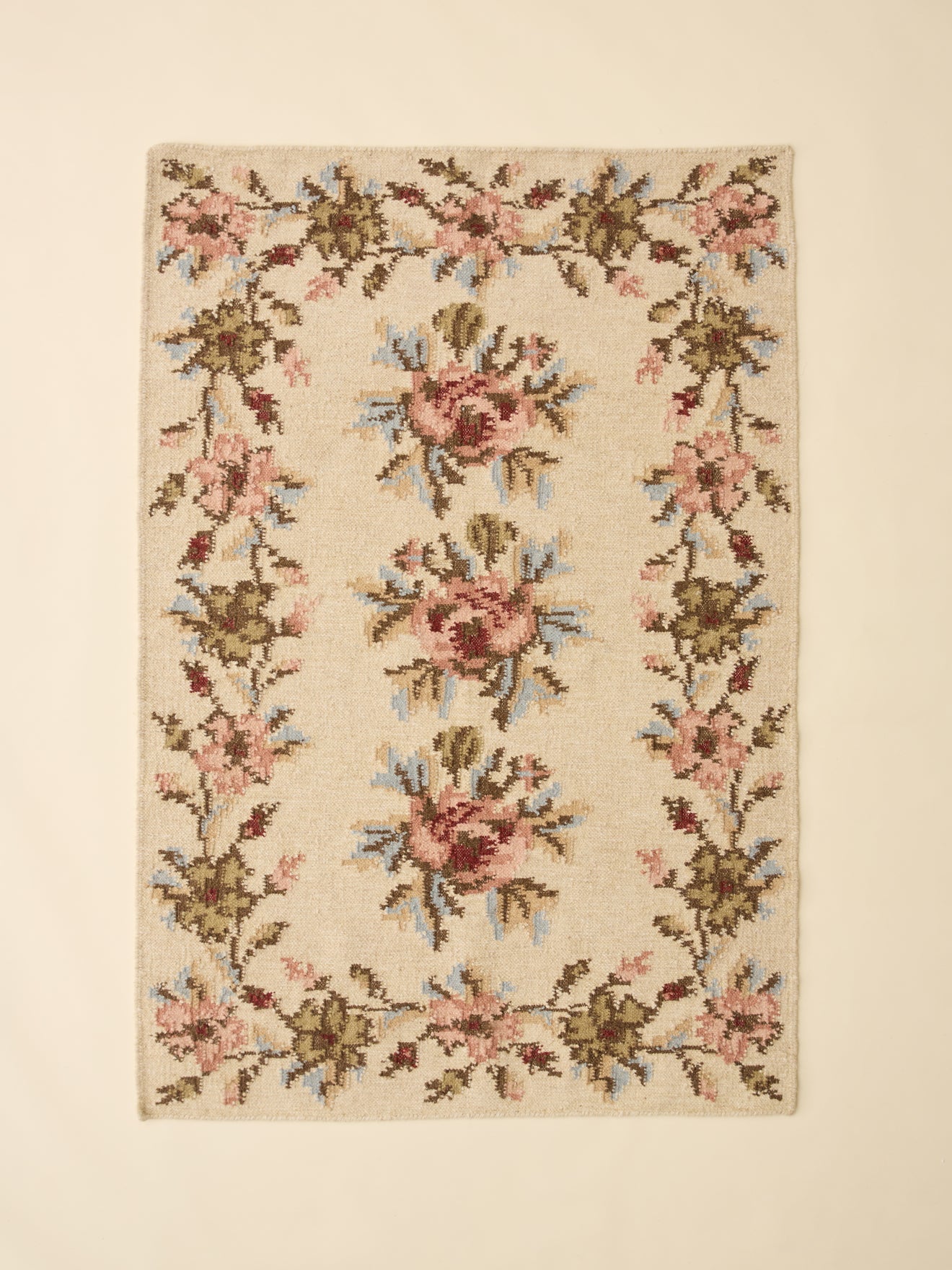 Tapis fleuri Romane - Petit modèle