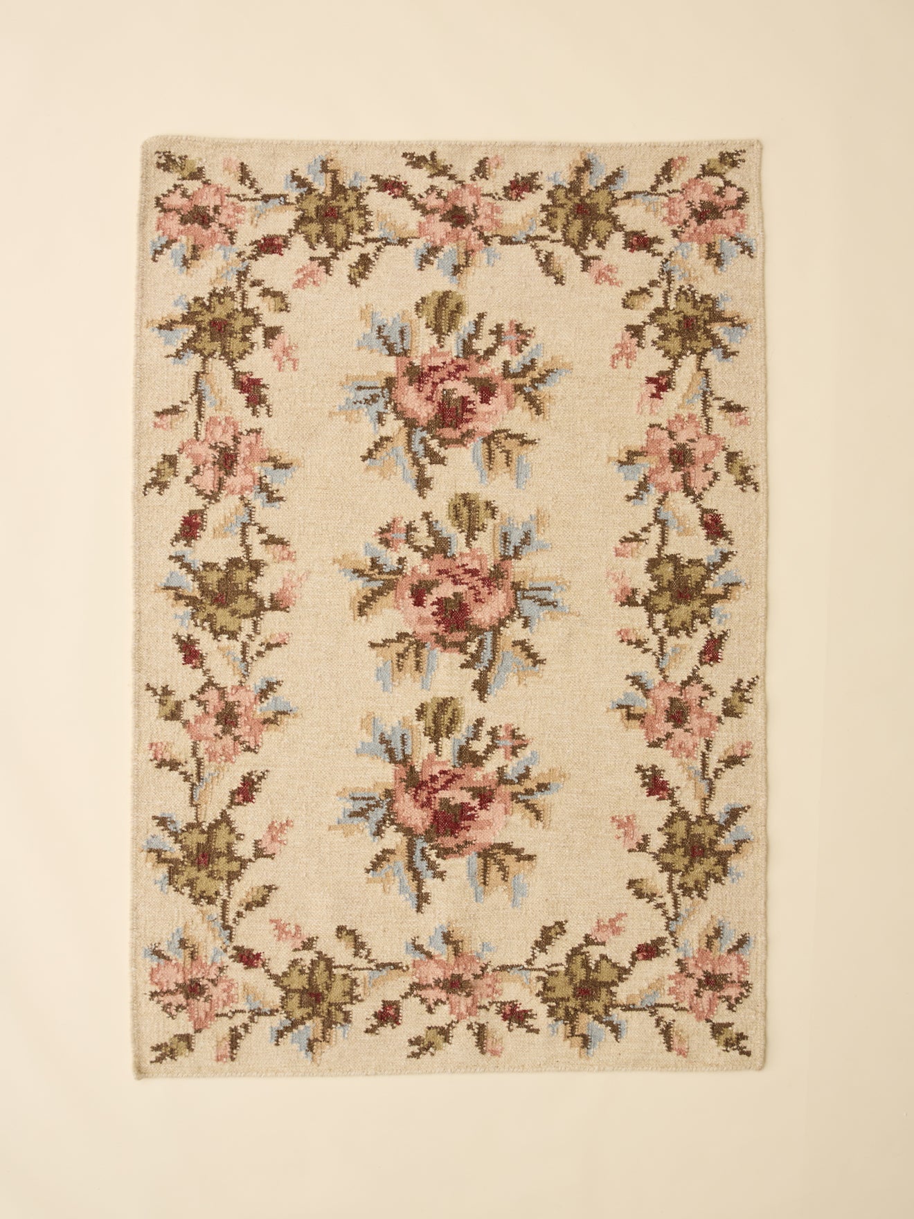 Tapis fleuri Romane - Petit modèle