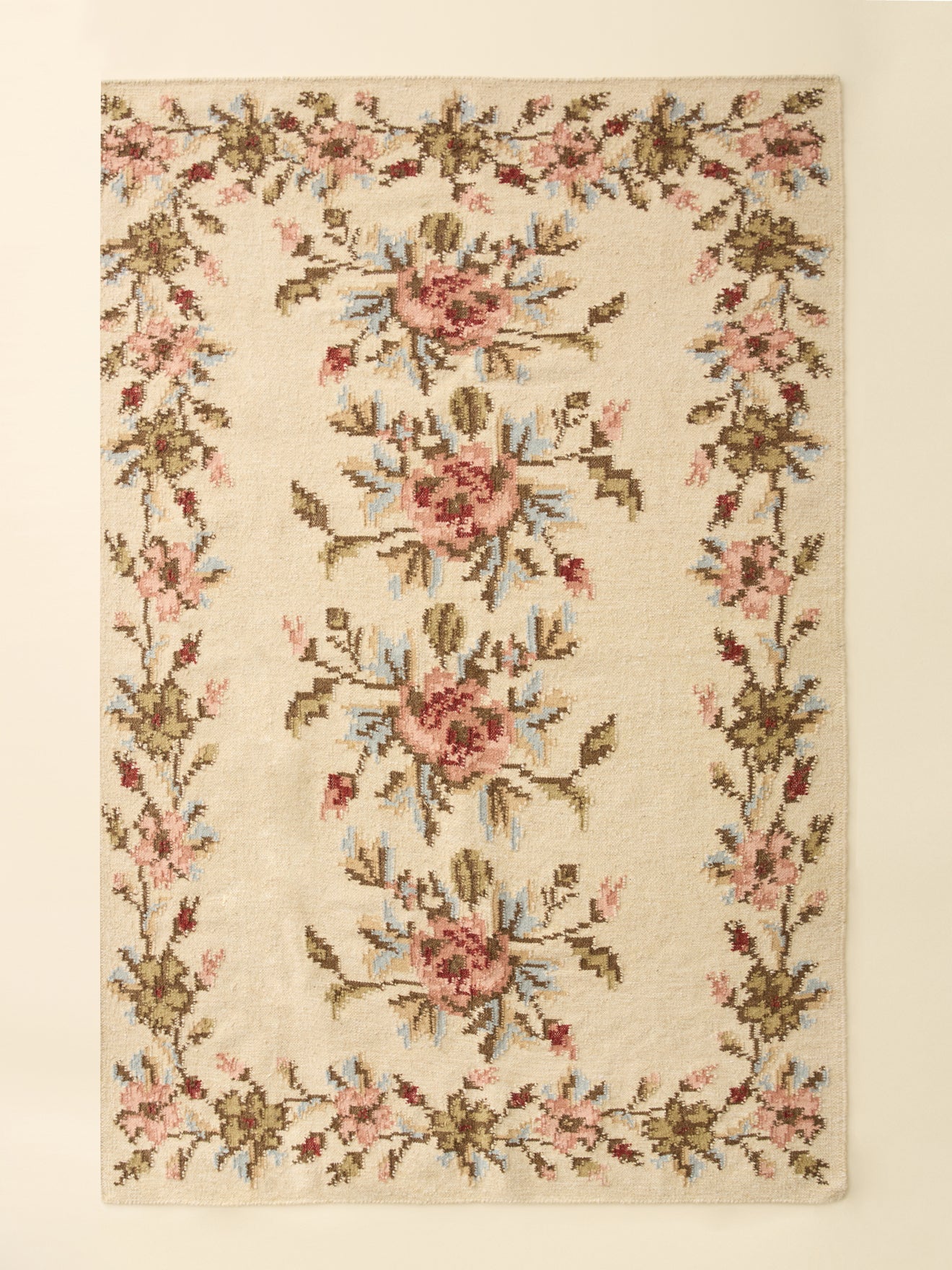 Tapis fleuri Romane - Grand modèle