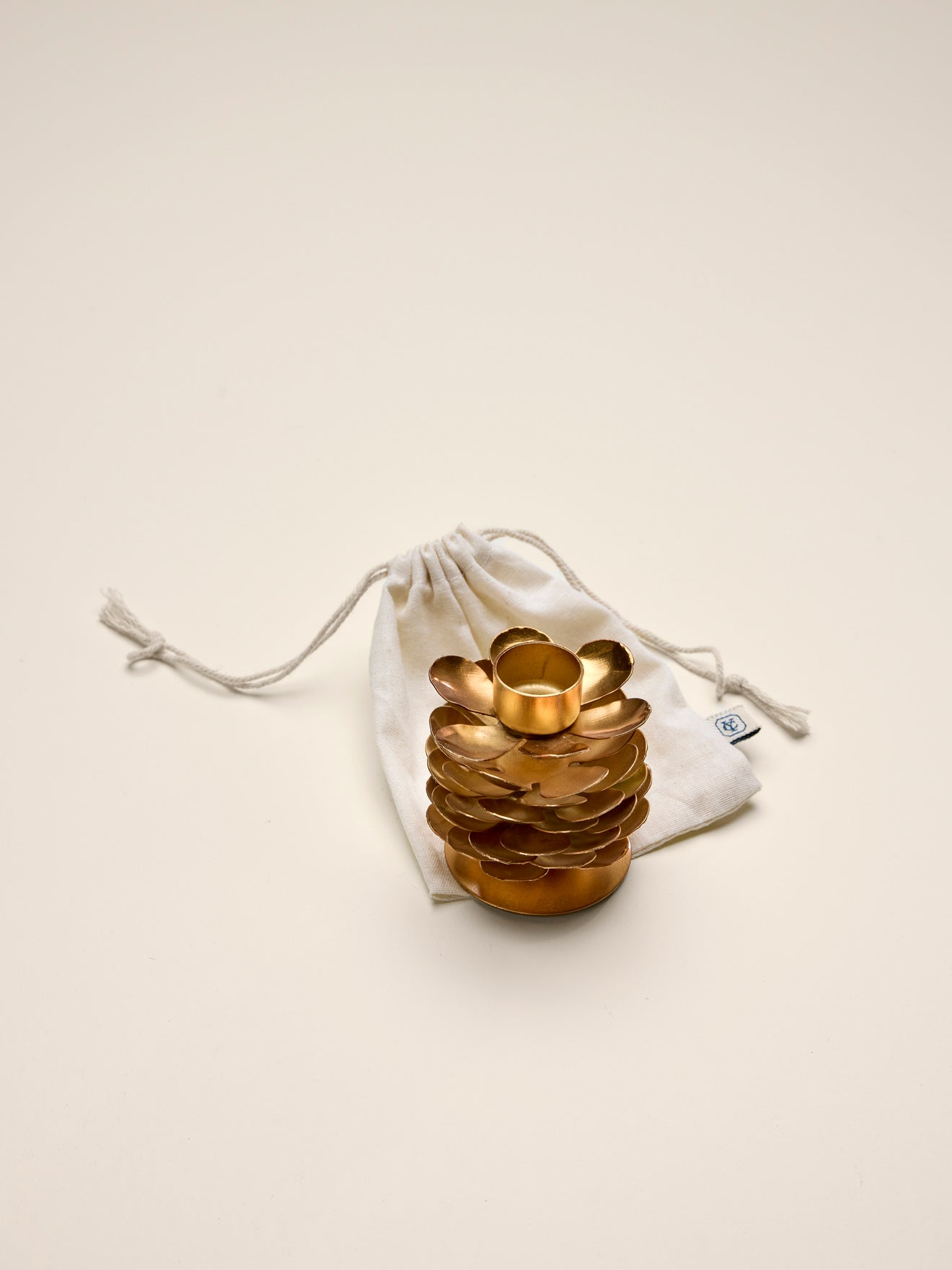 Bougeoir pomme de pin