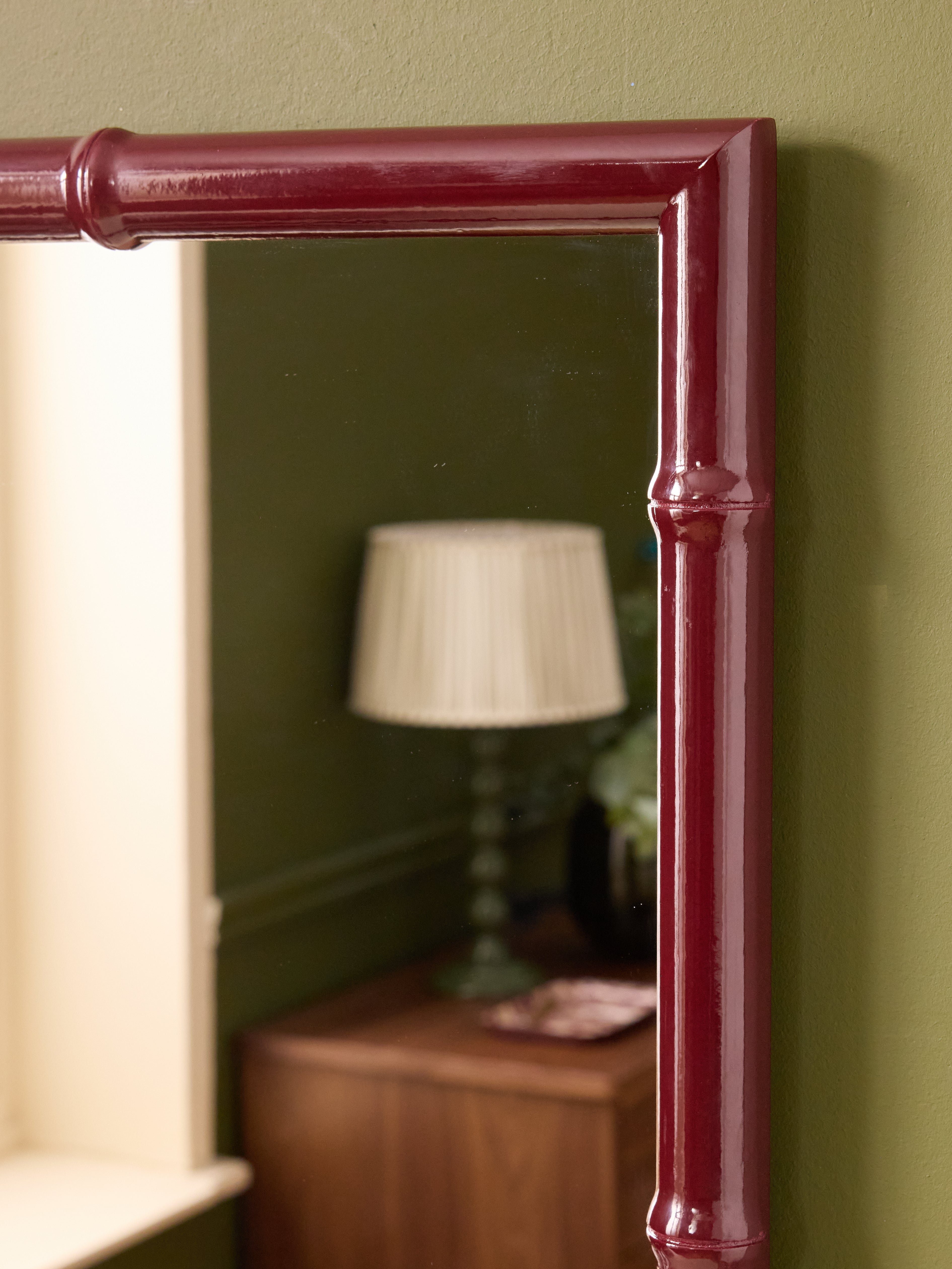 Miroir en bois façon tiges de bambou