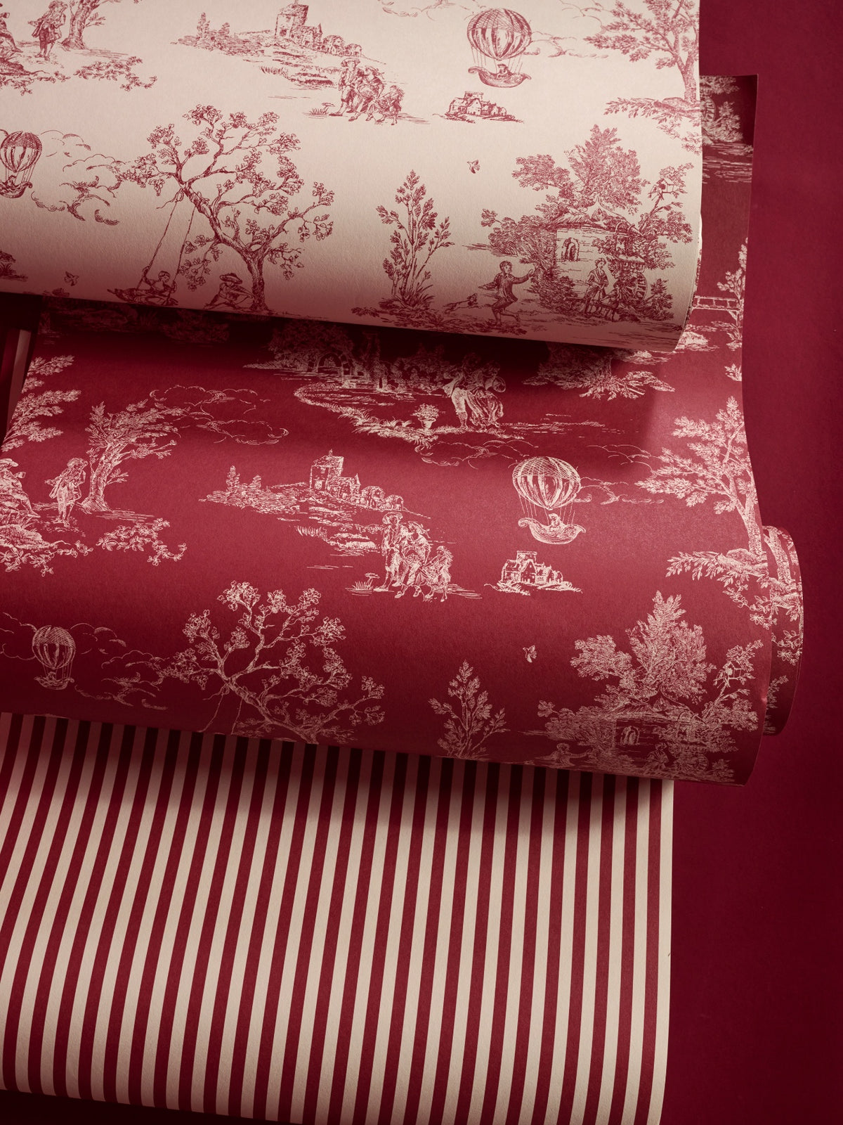 Papier peint écru esprit toile de Jouy
