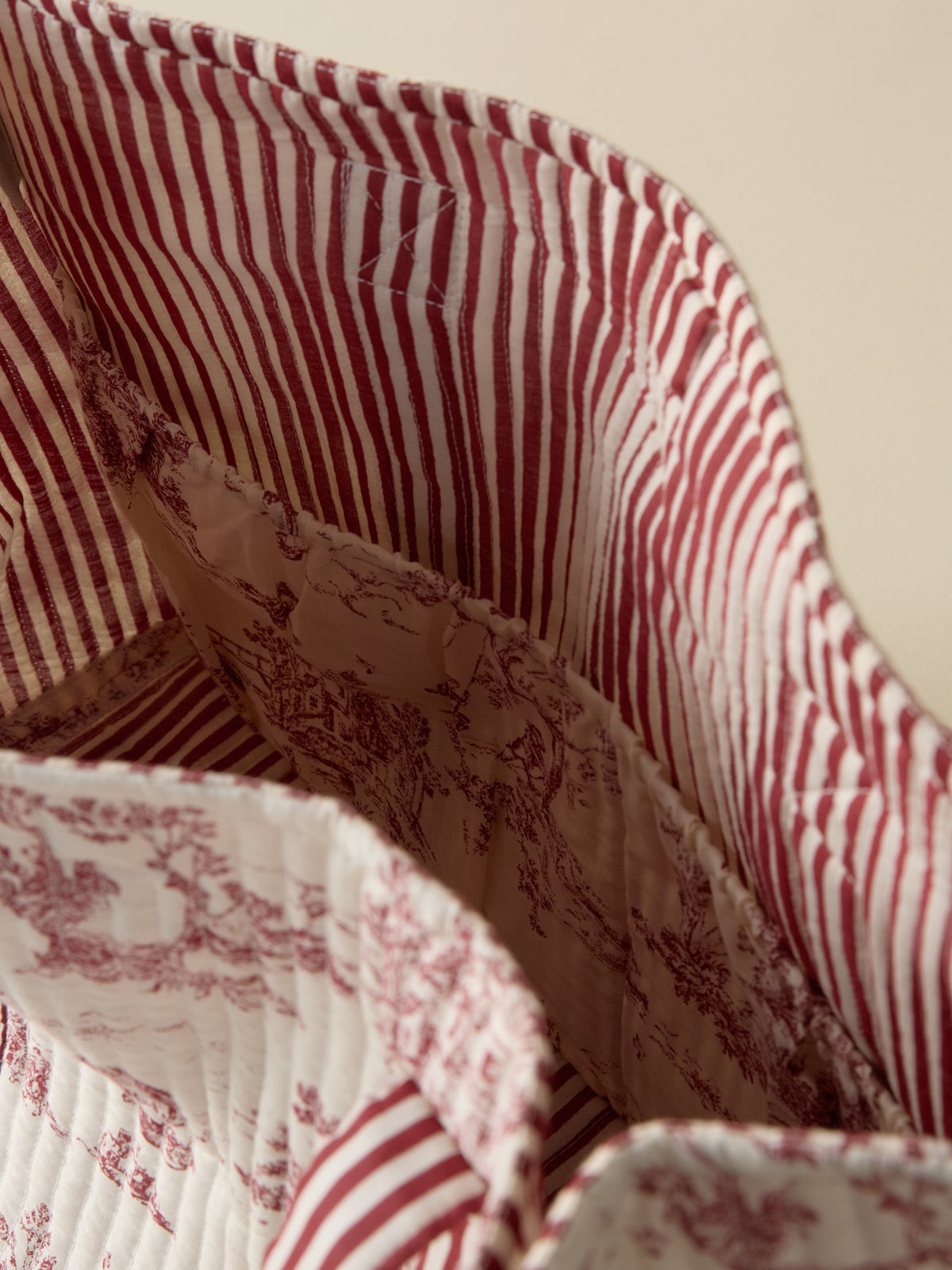 Sac cabas matelassé esprit toile de Jouy
