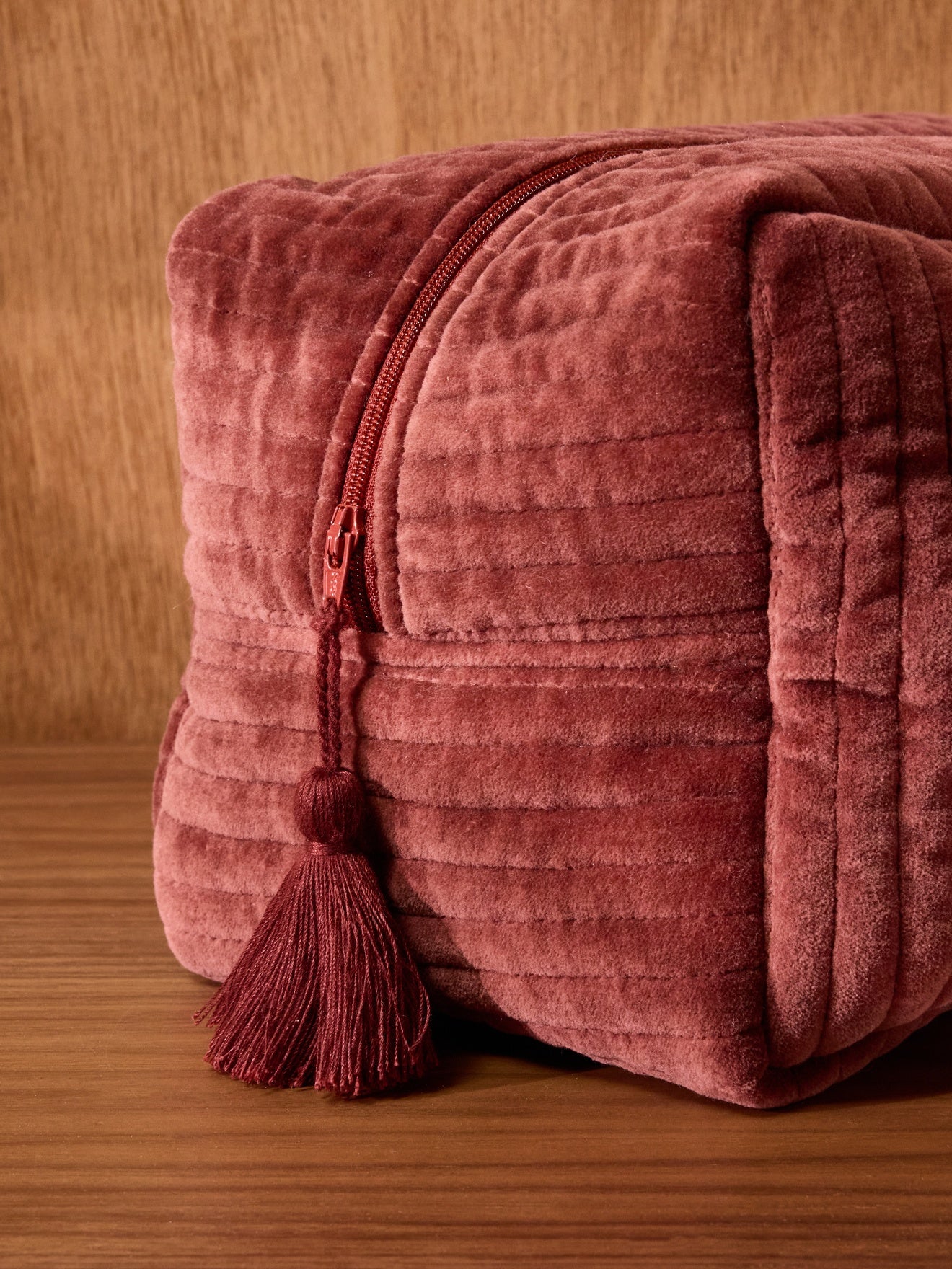 Trousse de toilette en velours