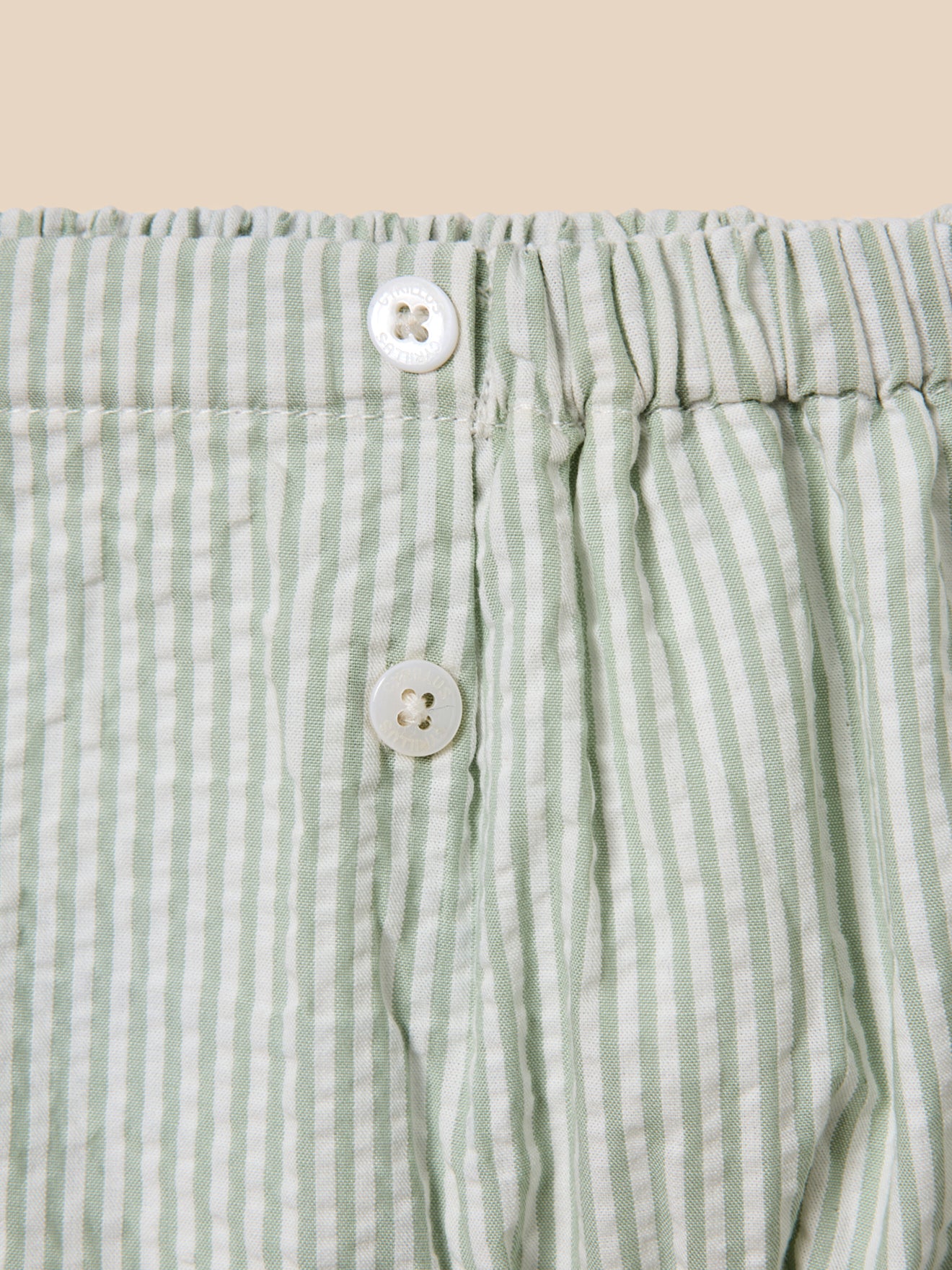 Ensemble T-shirt et bloomer en seersucker